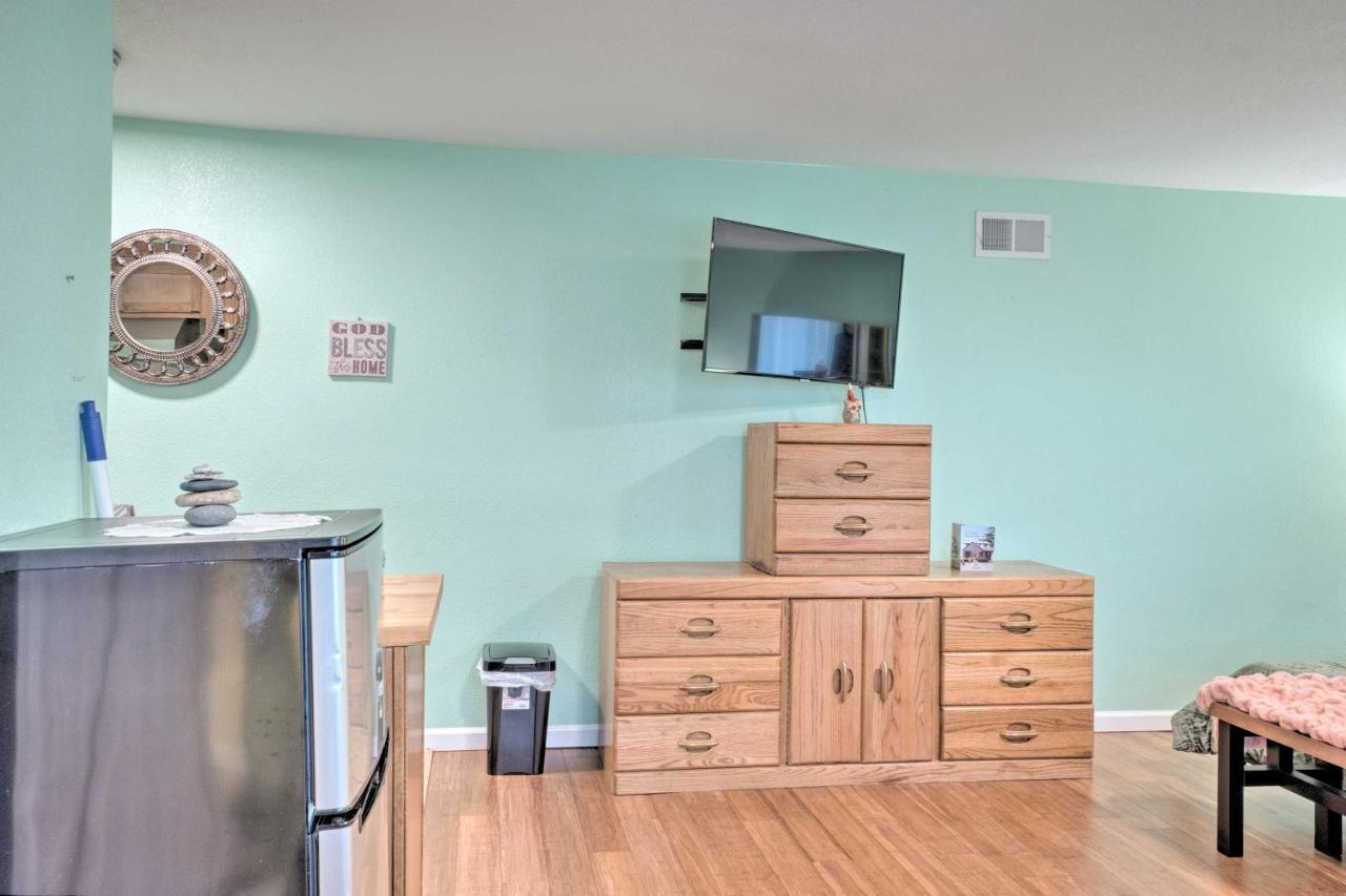 Soothing Studio With Lush Views 2 Mi To Beach! Smith River 외부 사진