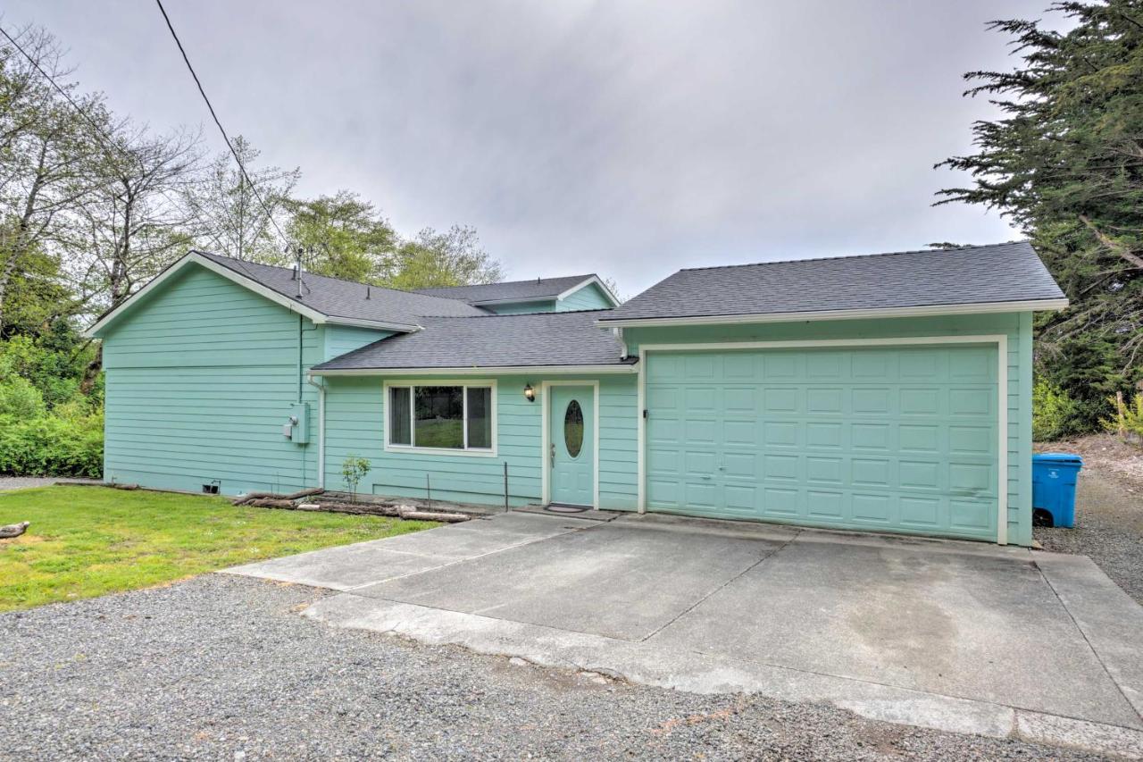 Soothing Studio With Lush Views 2 Mi To Beach! Smith River 외부 사진