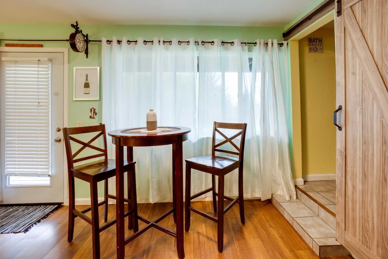 Soothing Studio With Lush Views 2 Mi To Beach! Smith River 외부 사진